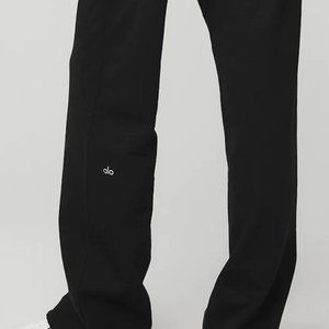 IN SEARCH OF - Alo Yoga Puddle Sweatpants Size Small Color Black